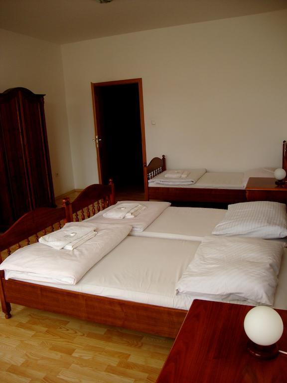 Penzion Aviatik Čáslav Quarto foto