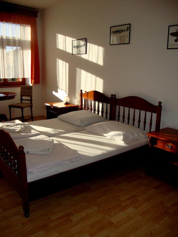 Penzion Aviatik Čáslav Quarto foto