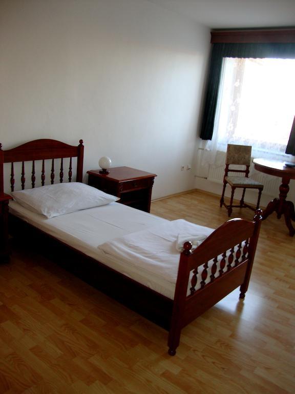 Penzion Aviatik Čáslav Quarto foto