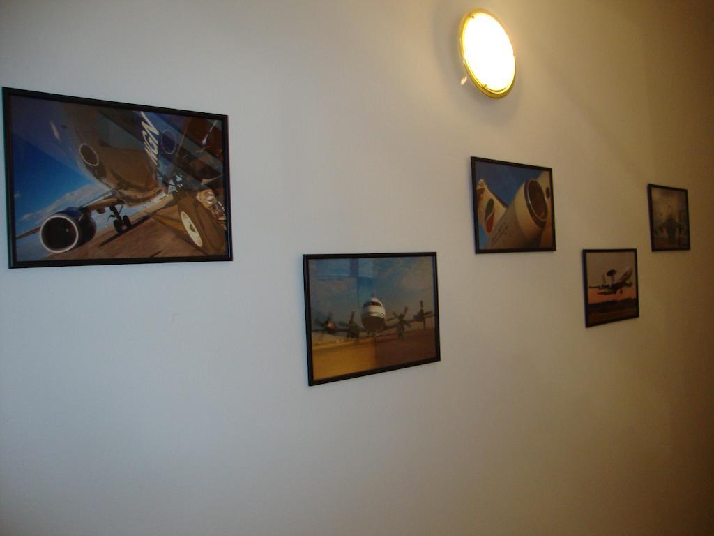 Penzion Aviatik Čáslav Exterior foto
