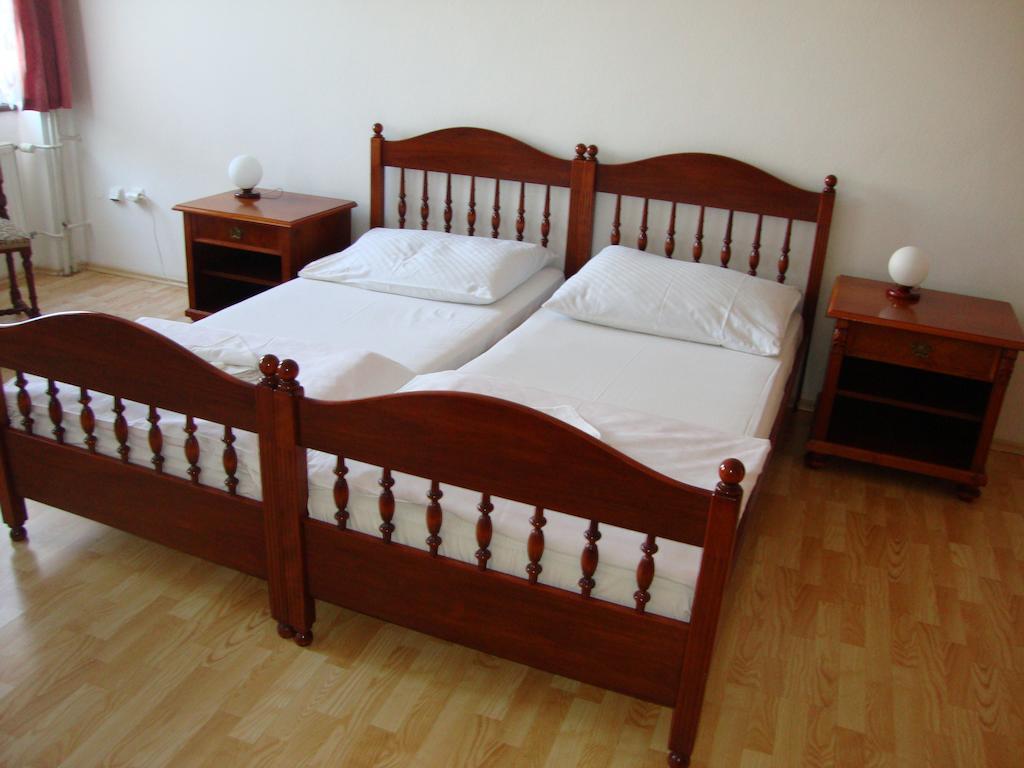 Penzion Aviatik Čáslav Quarto foto